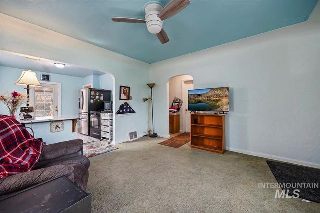 403 Filer Ave W, Twin Falls, ID 83301