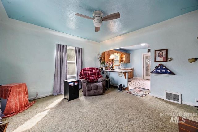 403 Filer Ave W, Twin Falls, ID 83301