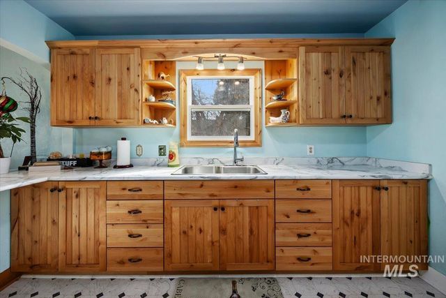 403 Filer Ave W, Twin Falls, ID 83301