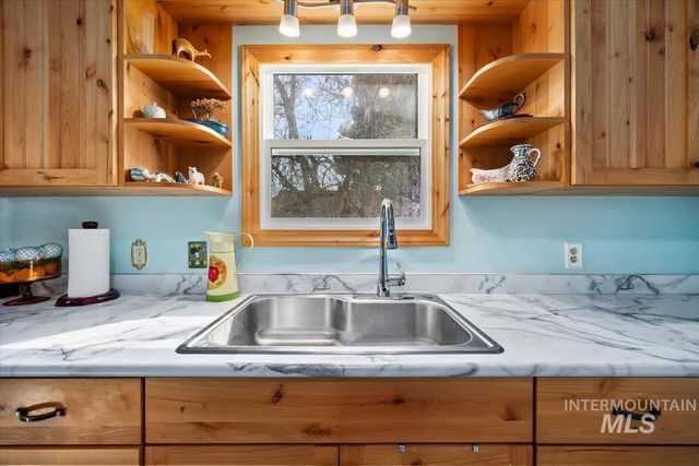 403 Filer Ave W, Twin Falls, ID 83301