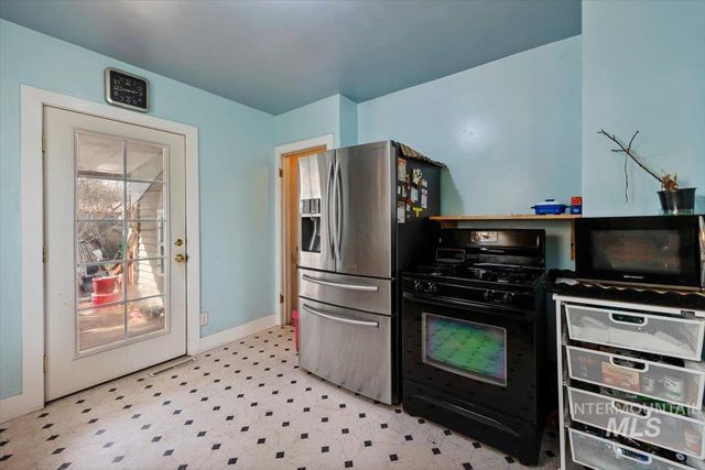 403 Filer Ave W, Twin Falls, ID 83301