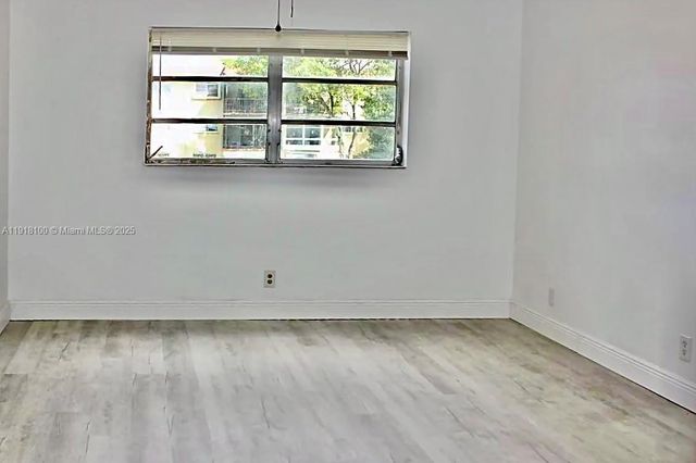 1751 NW 75th Ave 211, Plantation, FL 33313