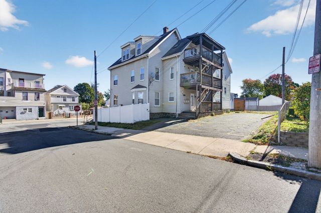 397 Ferry St 3, Malden, MA 02148
