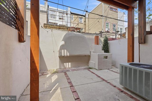 533 TITAN ST, Philadelphia, PA 19147