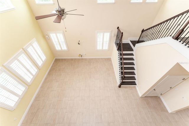 5301 FISHHAWK RIDGE DR, Lithia, FL 33547