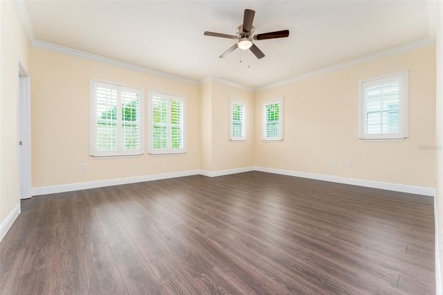5301 FISHHAWK RIDGE DR, Lithia, FL 33547