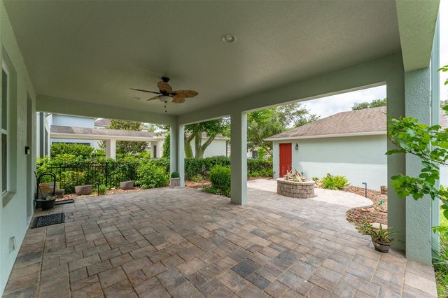 5301 FISHHAWK RIDGE DR, Lithia, FL 33547