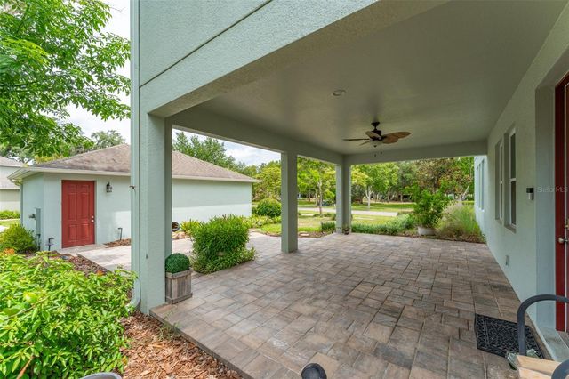 5301 FISHHAWK RIDGE DR, Lithia, FL 33547