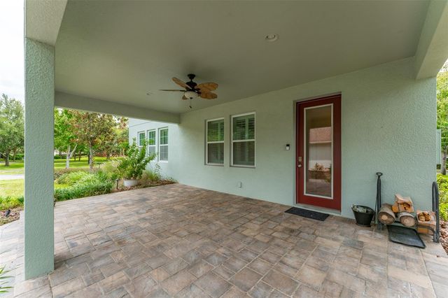 5301 FISHHAWK RIDGE DR, Lithia, FL 33547