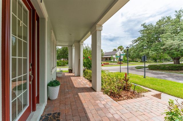5301 FISHHAWK RIDGE DR, Lithia, FL 33547