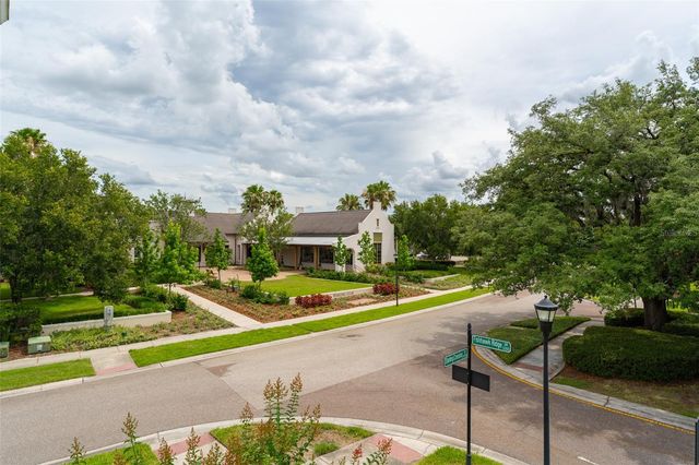 5301 FISHHAWK RIDGE DR, Lithia, FL 33547