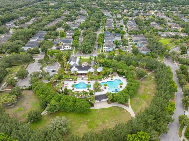 5301 FISHHAWK RIDGE DR, Lithia, FL 33547