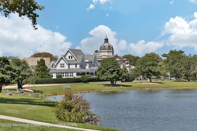 308 Morris Avenue A, Spring Lake, NJ 07762