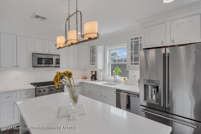 308 Morris Avenue A, Spring Lake, NJ 07762