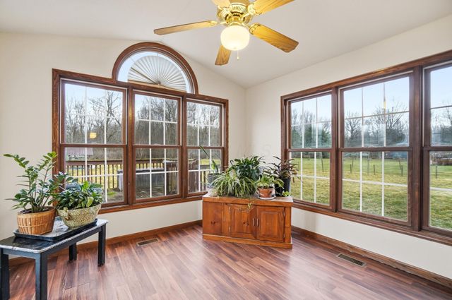 9240 Todd Street Road, Sunbury, OH 43074