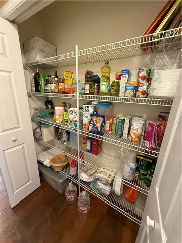 206 Cherry Bark Dr, Harrison Twp, PA 15065