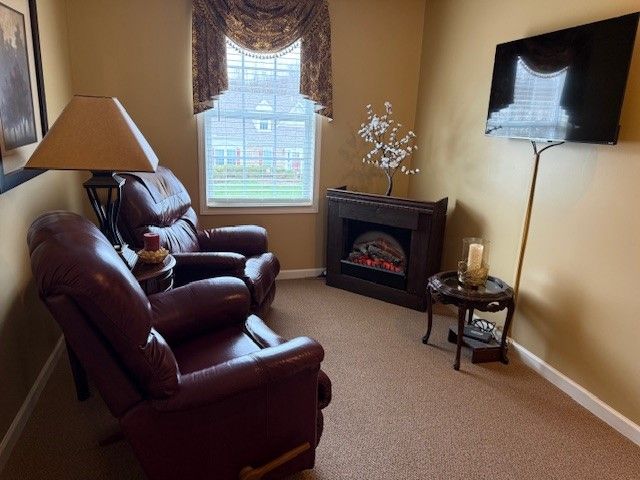 206 Cherry Bark Dr, Harrison Twp, PA 15065