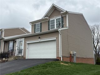 206 Cherry Bark Dr, Harrison Twp, PA 15065