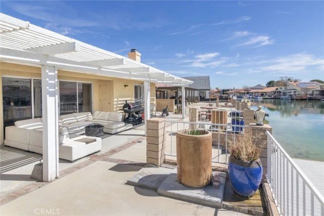 14363 Ironsides, Helendale, CA 92342