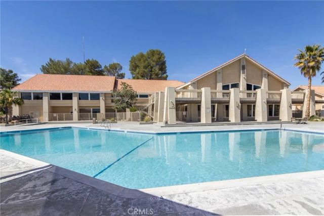 14363 Ironsides, Helendale, CA 92342