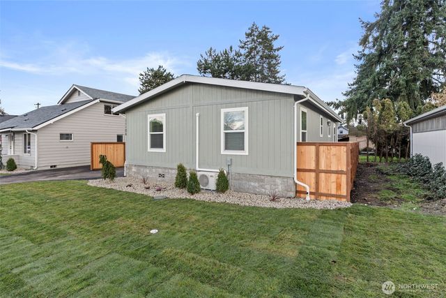 1110 A W Walnut Street, Centralia, WA 98531