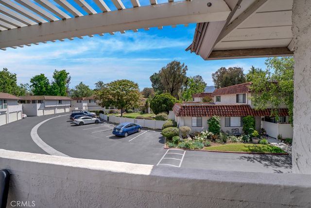 1108 Landsburn Circle, Westlake Village, CA 91361