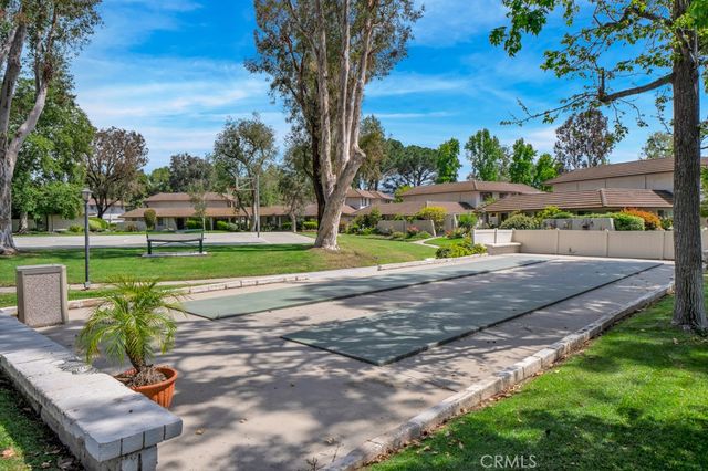 1108 Landsburn Circle, Westlake Village, CA 91361