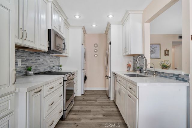 1108 Landsburn Circle, Westlake Village, CA 91361