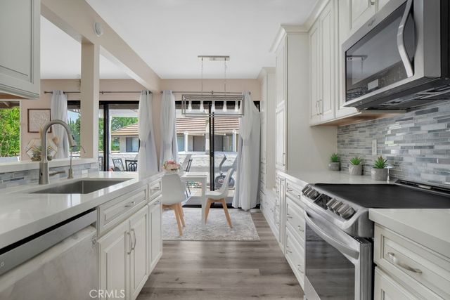 1108 Landsburn Circle, Westlake Village, CA 91361
