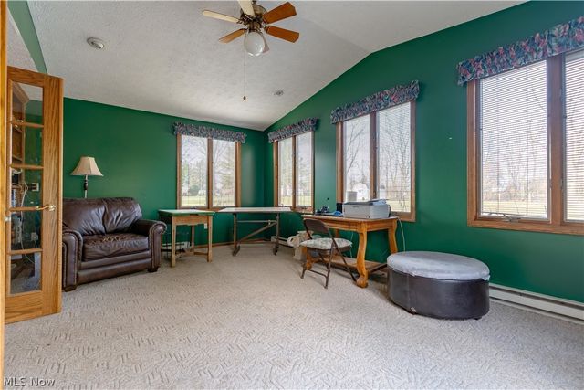 6167 Redford Road NW, North Canton, OH 44720