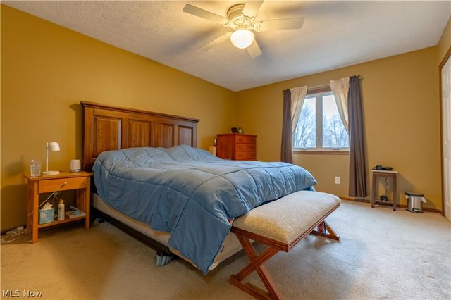 6167 Redford Road NW, North Canton, OH 44720