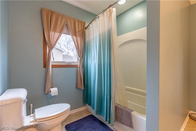 6167 Redford Road NW, North Canton, OH 44720