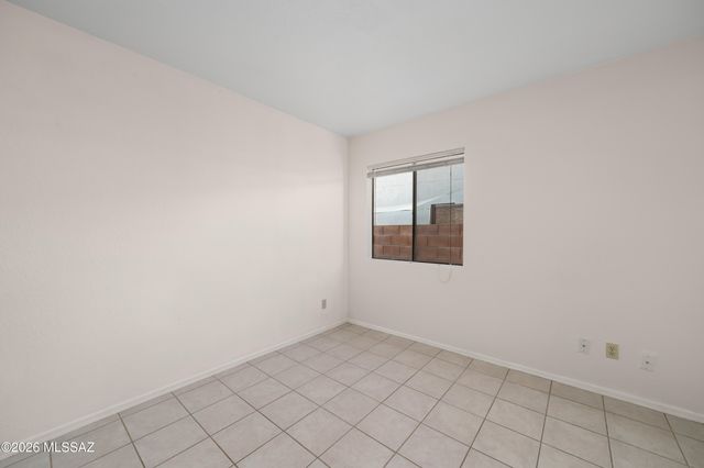 2966 W Country Meadow Drive, Tucson, AZ 85742
