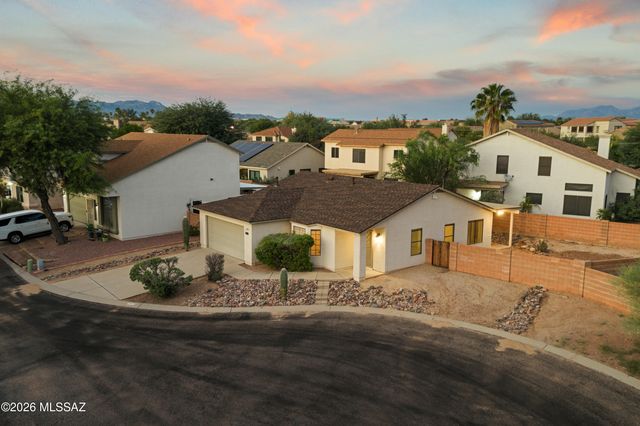 2966 W Country Meadow Drive, Tucson, AZ 85742
