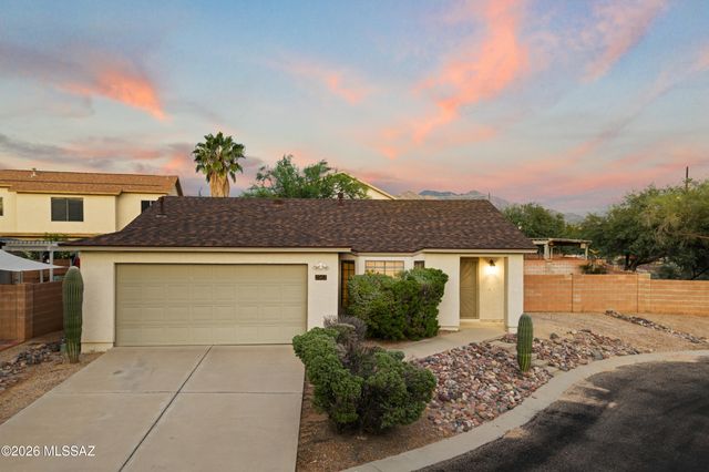 2966 W Country Meadow Drive, Tucson, AZ 85742