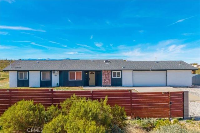 670 Ducor Avenue, Landers, CA 92285