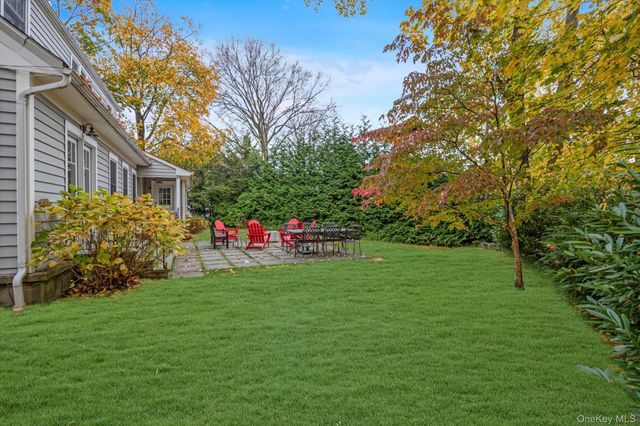 1 Deepdale Drive, Great Neck, NY 11021