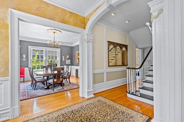 1618 Spring Dr, Louisville, KY 40205