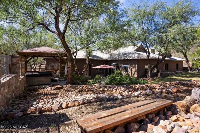 51 Redrock Drive, Patagonia, AZ 85624