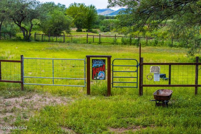 51 Redrock Drive, Patagonia, AZ 85624