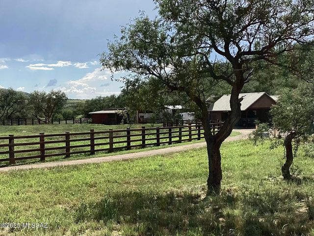 51 Redrock Drive, Patagonia, AZ 85624