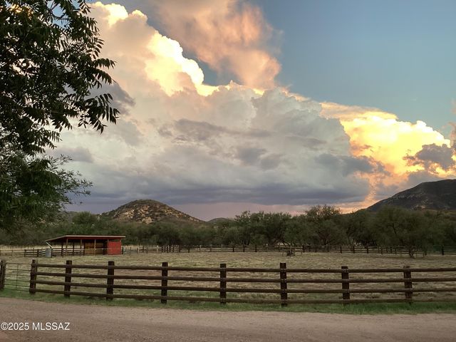 51 Redrock Drive, Patagonia, AZ 85624