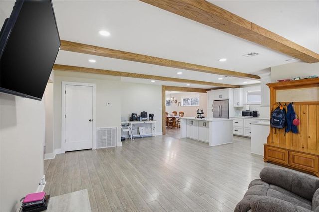 622 May Street, Jennings, LA 70546