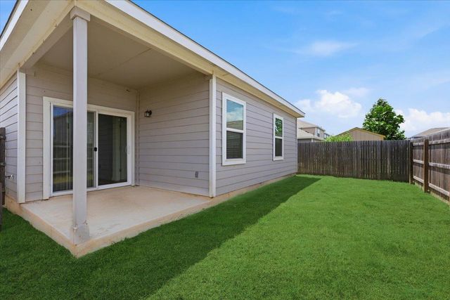 202 Peridot PASS, Maxwell, TX 78656