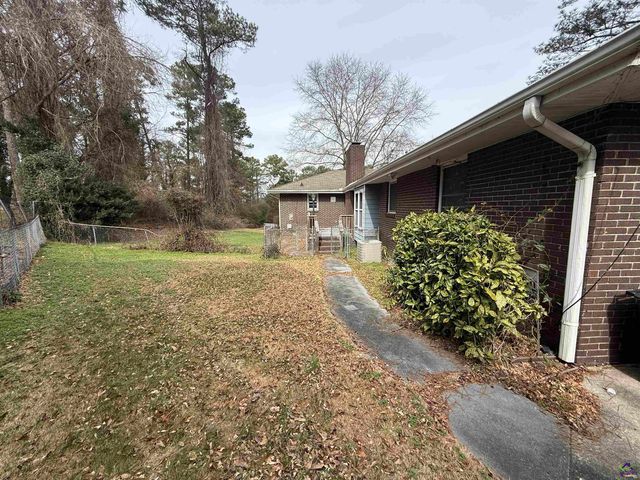 2580 NW Lake Capri Road, Conyers, GA 30012