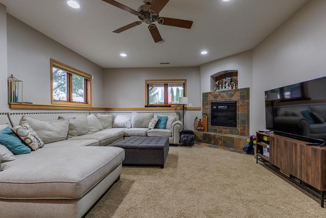 4350 Mariah DRIVE N, La Crosse, WI 54601