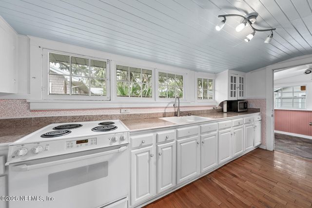 2813 PRINCETON Avenue, Jacksonville, FL 32210