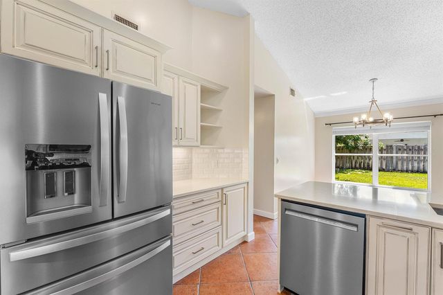 13053 Meadowbreeze Drive, Wellington, FL 33414