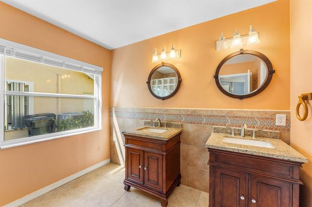 13053 Meadowbreeze Drive, Wellington, FL 33414