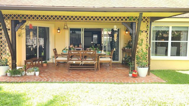 13053 Meadowbreeze Drive, Wellington, FL 33414